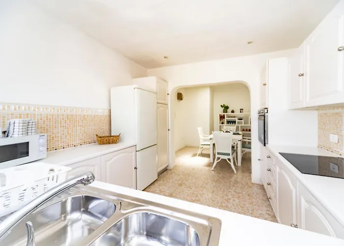 Luxury La Concha Playa Honda (Lanzarote)