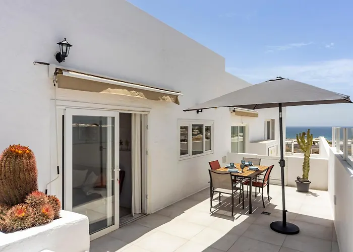 Daire Luxury La Concha Playa Honda (Lanzarote)